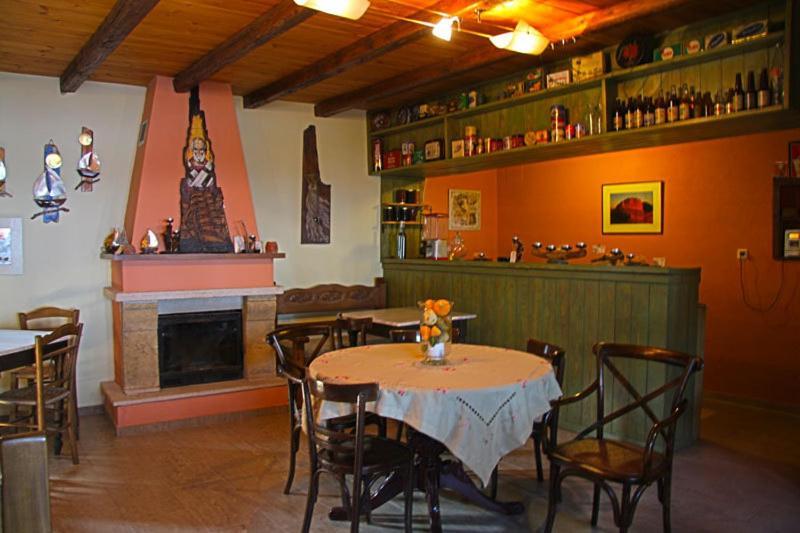 Hotel To Xani Palaios Panteleimonas Esterno foto